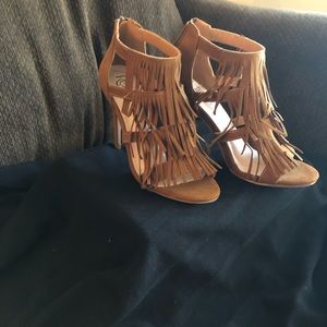 ❗️BRAND NEW! heels 😍